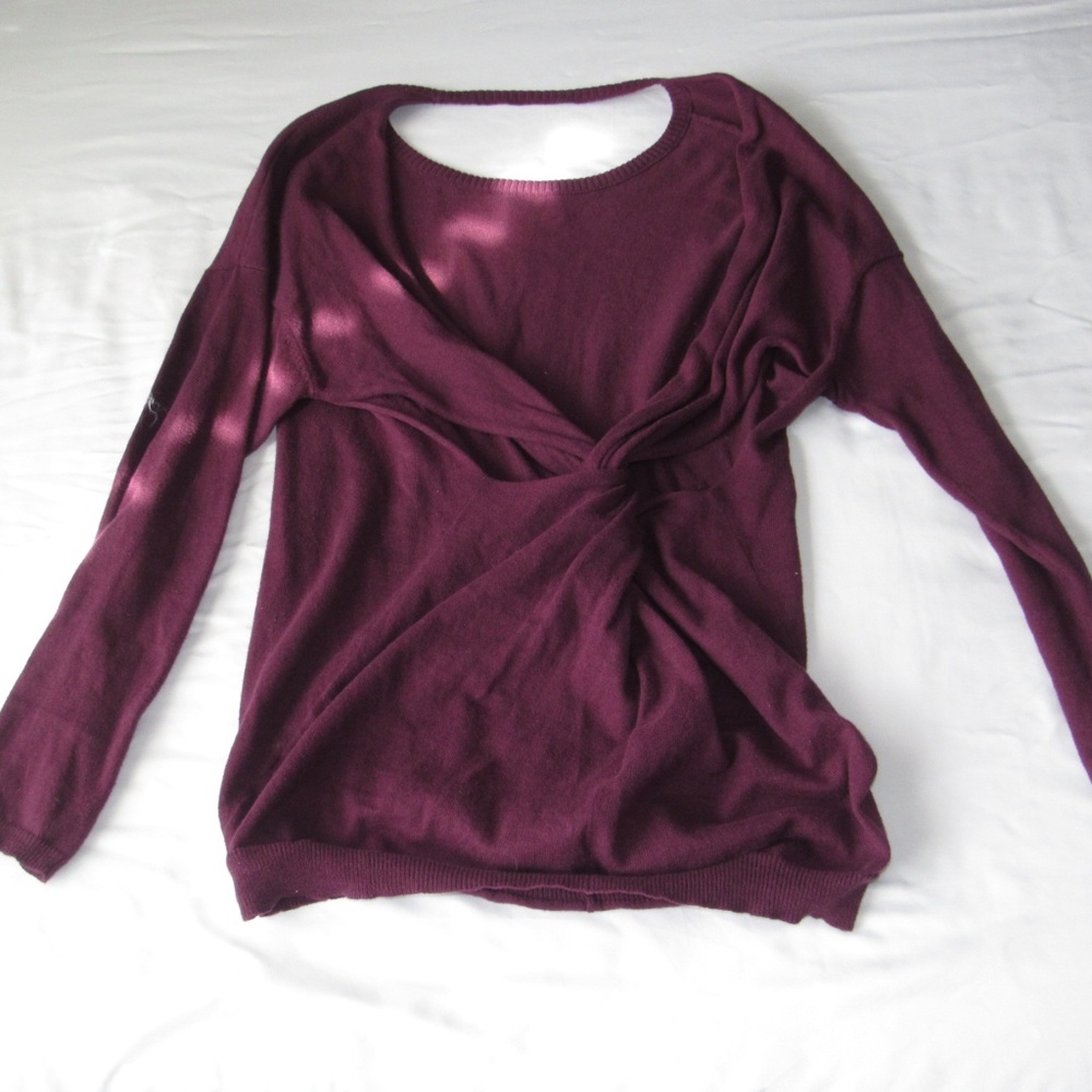 Knotted open-back sweater